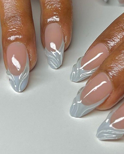 The Manicure Mistakes That Weaken Your Nails